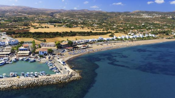 Norwich Evening News: A former Norwich couple now living in Paphos are keen to make contact with former friends. Picture: PA Norwich Evening News: A former Norwich couple now living in Paphos are keen to make contact with former friends. Picture: PA