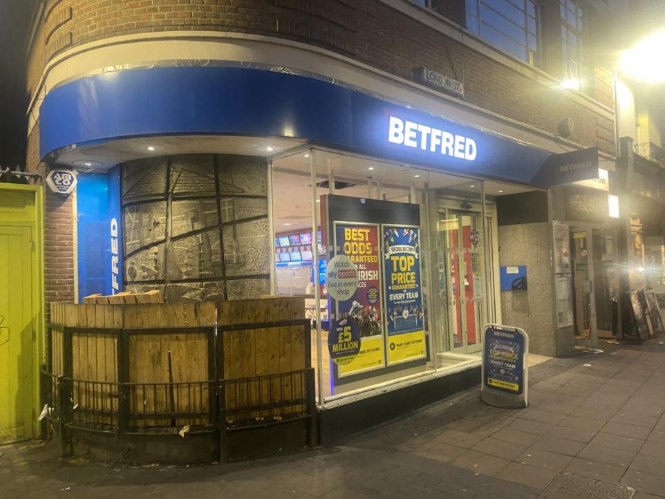 Woman to be sentenced after £5k Norwich bookies raid - Vimarsana News