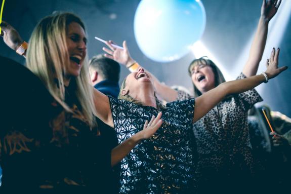 Norwich Evening News: Fun at Bongo's Bingo Norwich Evening News: Fun at Bongo's Bingo