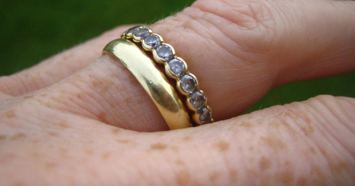Norwich care home worker stole resident's wedding ring - Vimarsana News
