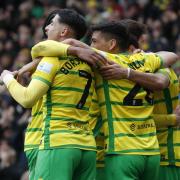 Norwich City drew 2-2 with Swansea at Carrow Road